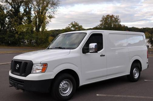 2015 Nissan NV Cargo NV2500 HD 3500 HD SV 4x2 3dr Cargo Van