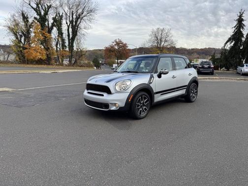 2012 MINI Cooper S Countryman Base