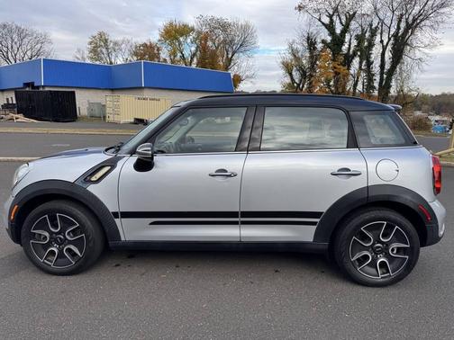 2012 MINI Cooper S Countryman Base