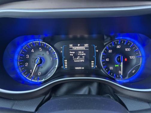 2017 Chrysler Pacifica Touring