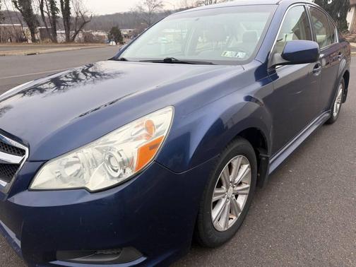 2010 Subaru Legacy Premium