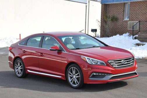 2017 Hyundai SONATA Sport 2.0T