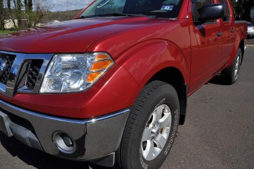 Burgundy 2011 Nissan Frontier SV