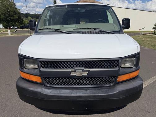 2010 Chevrolet Express 1500 Work Van