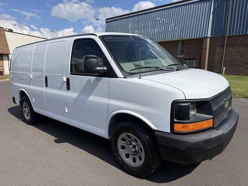 2010 Chevrolet Express 1500 Work Van