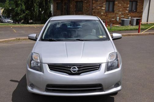 Brilliant Silver 2010 Nissan Sentra 2.0 S