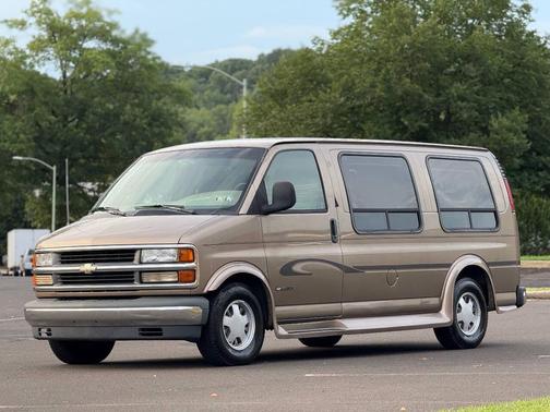 1996 Chevrolet Express 1500 G1500 2dr Cargo