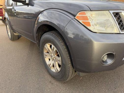 2011 Nissan Pathfinder S