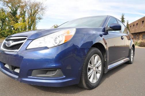 2011 Subaru Legacy Premium