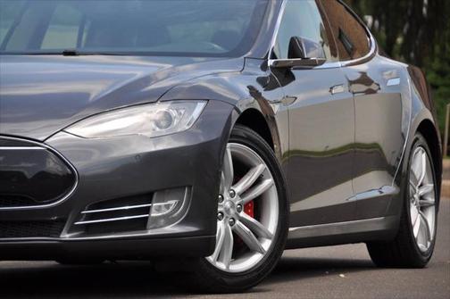 2015 Tesla Model S P85D