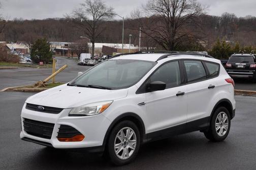 Oxford White 2016 Ford Escape S