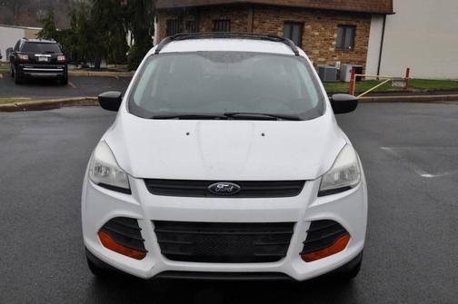 Oxford White 2016 Ford Escape S