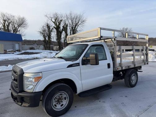 2013 Ford F-250 4X2 2dr Regular Cab 137 in. WB