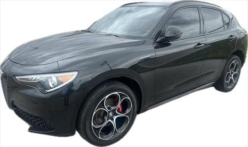 2023 Alfa Romeo Stelvio Veloce AWD