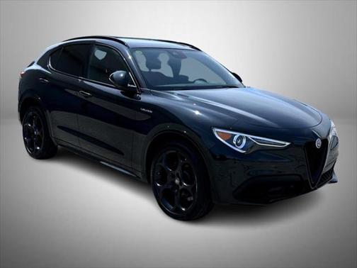 2023 Alfa Romeo Stelvio Veloce AWD