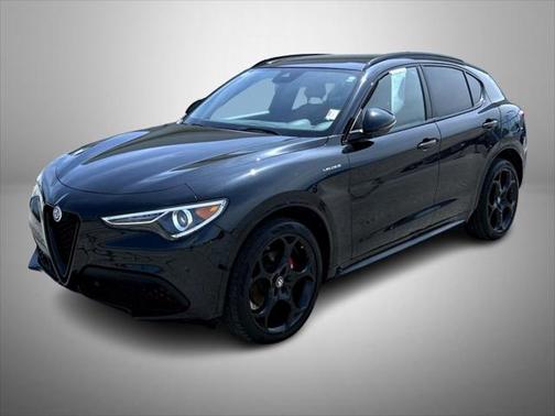2023 Alfa Romeo Stelvio Veloce AWD