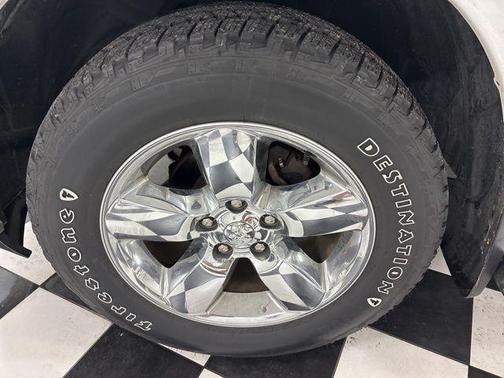 Bright White Clearcoat 2017 RAM 1500 Big Horn