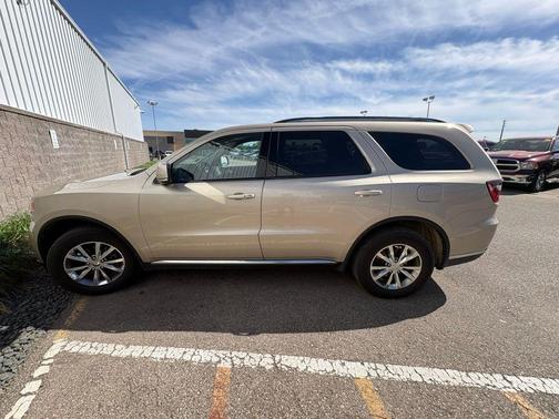 Sandstone Pearlcoat 2015 Dodge Durango Limited