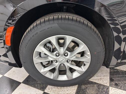 Diamond Black 2026 Chrysler Pacifica Select