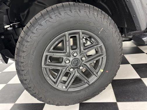 Granite Crystal Clearcoat Metallic 2026 Jeep Wrangler Sport