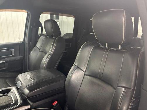 Brilliant Black Crystal Pearlcoat 2015 RAM 1500 Longhorn