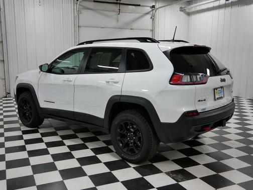 2022 Jeep Cherokee Trailhawk