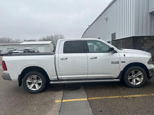 2014 RAM 1500 SLT