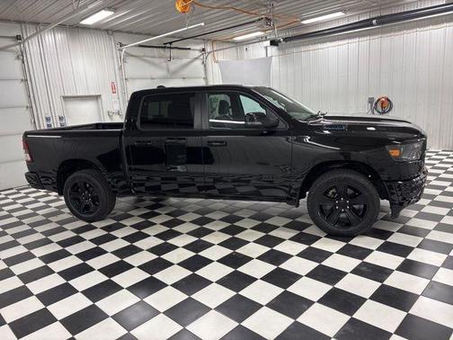 Diamond Black 2024 RAM 1500 Big Horn/Lone Star
