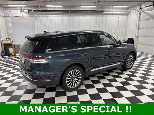 2022 Lincoln Aviator Reserve AWD