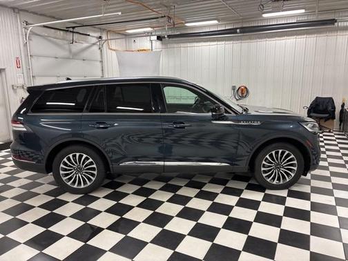 2022 Lincoln Aviator Reserve AWD