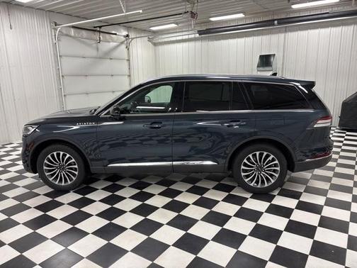 2022 Lincoln Aviator Reserve AWD