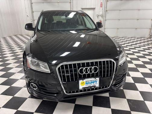 Mythos Black Metallic 2016 Audi Q5 2.0T Premium Plus