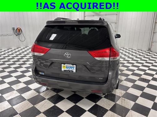 2012 Toyota Sienna LE