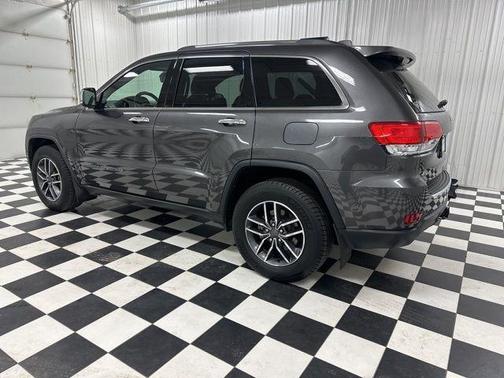 Granite Crystal Clearcoat Metallic 2019 Jeep Grand Cherokee Limited
