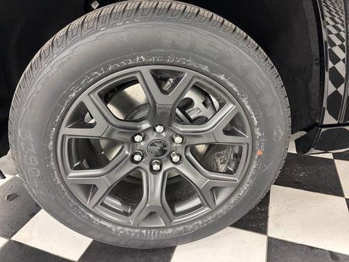 Gloss Black 2026 Jeep Grand Wagoneer LIMITED