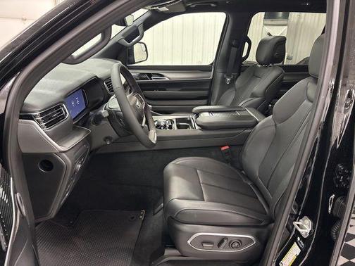 Gloss Black 2026 Jeep Grand Wagoneer LIMITED