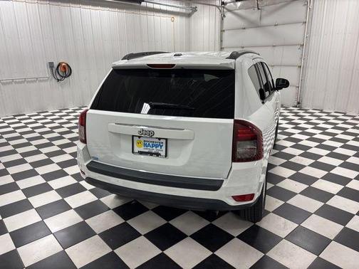 Bright White Clearcoat 2016 Jeep Compass Sport