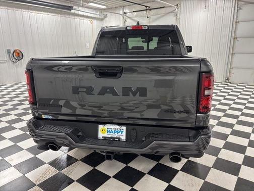 Granite Crystal Clearcoat Metallic 2026 RAM 1500 Big Horn/Lone Star