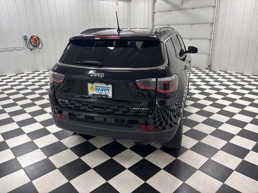 Diamond Black 2018 Jeep Compass Limited