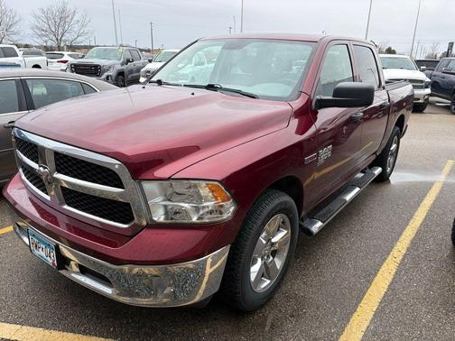 Delmonico Red Pearlcoat 2019 RAM 1500 Classic Tradesman