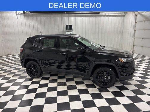 Diamond Black 2026 Jeep Compass Latitude