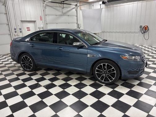 2018 Ford Taurus Limited