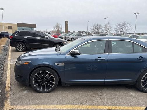 2018 Ford Taurus Limited