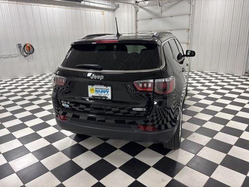 Diamond Black 2024 Jeep Compass Latitude Lux