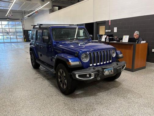 Ocean Blue Metallic 2019 Jeep Wrangler Unlimited Sahara