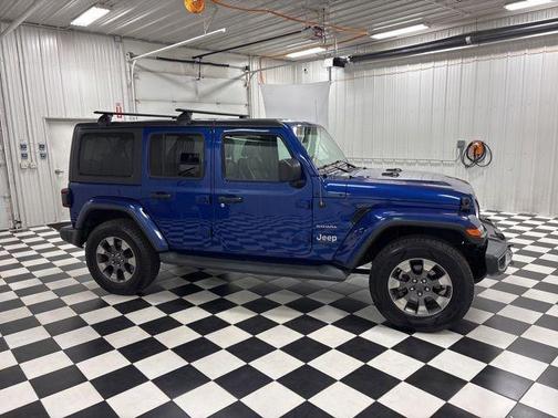 Ocean Blue Metallic 2019 Jeep Wrangler Unlimited Sahara