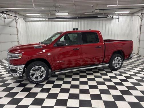 Molten Red Pearlcoat 2026 RAM 1500 Big Horn/Lone Star