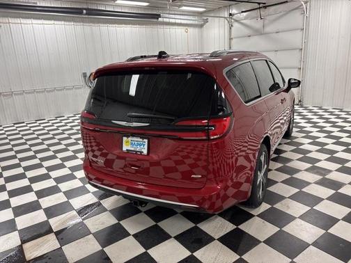 2026 Chrysler Pacifica Pinnacle