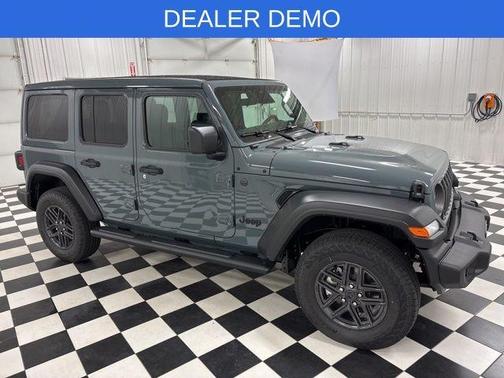 Anvil Clearcoat 2026 Jeep Wrangler Sport