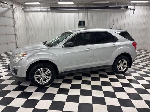 Silver Ice Metallic 2014 Chevrolet Equinox LS